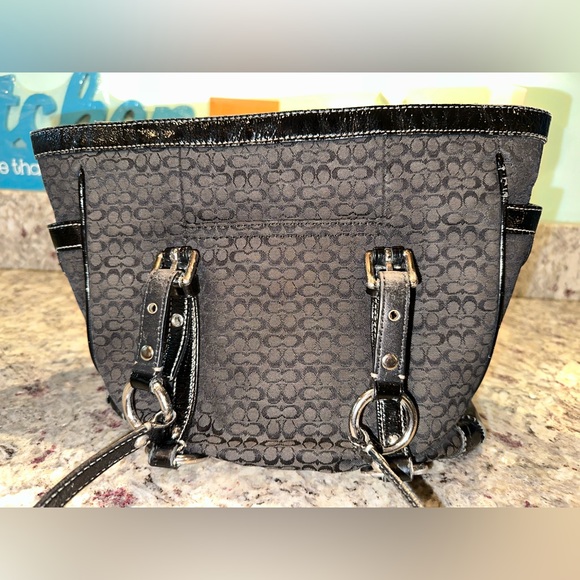 Coach Purse Shoulder Bag - Picture 2 of 16